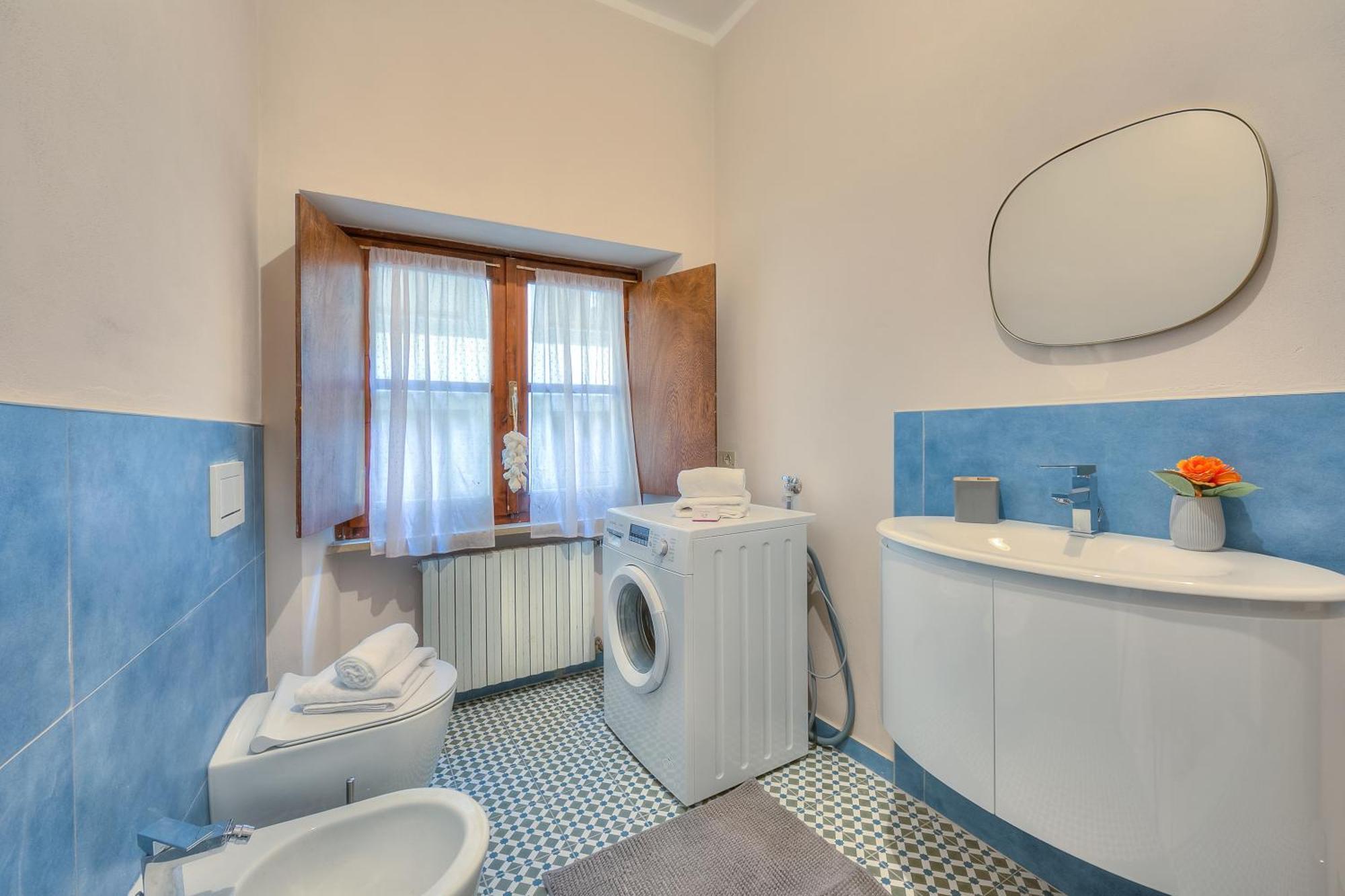 Laetitia Salo-Historic Center Near Lake - Happy Rentals Екстериор снимка