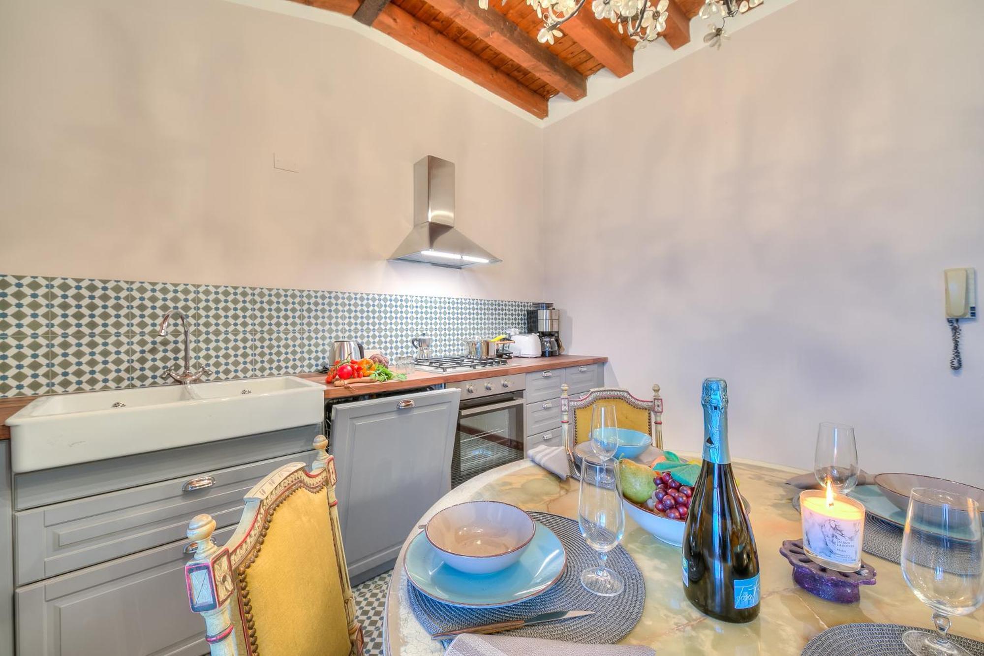 Laetitia Salo-Historic Center Near Lake - Happy Rentals Екстериор снимка