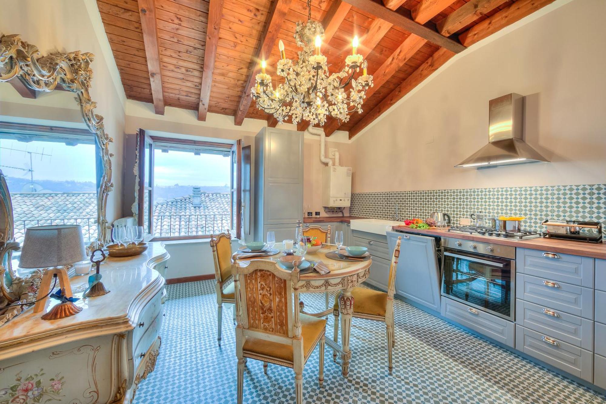 Laetitia Salo-Historic Center Near Lake - Happy Rentals Екстериор снимка